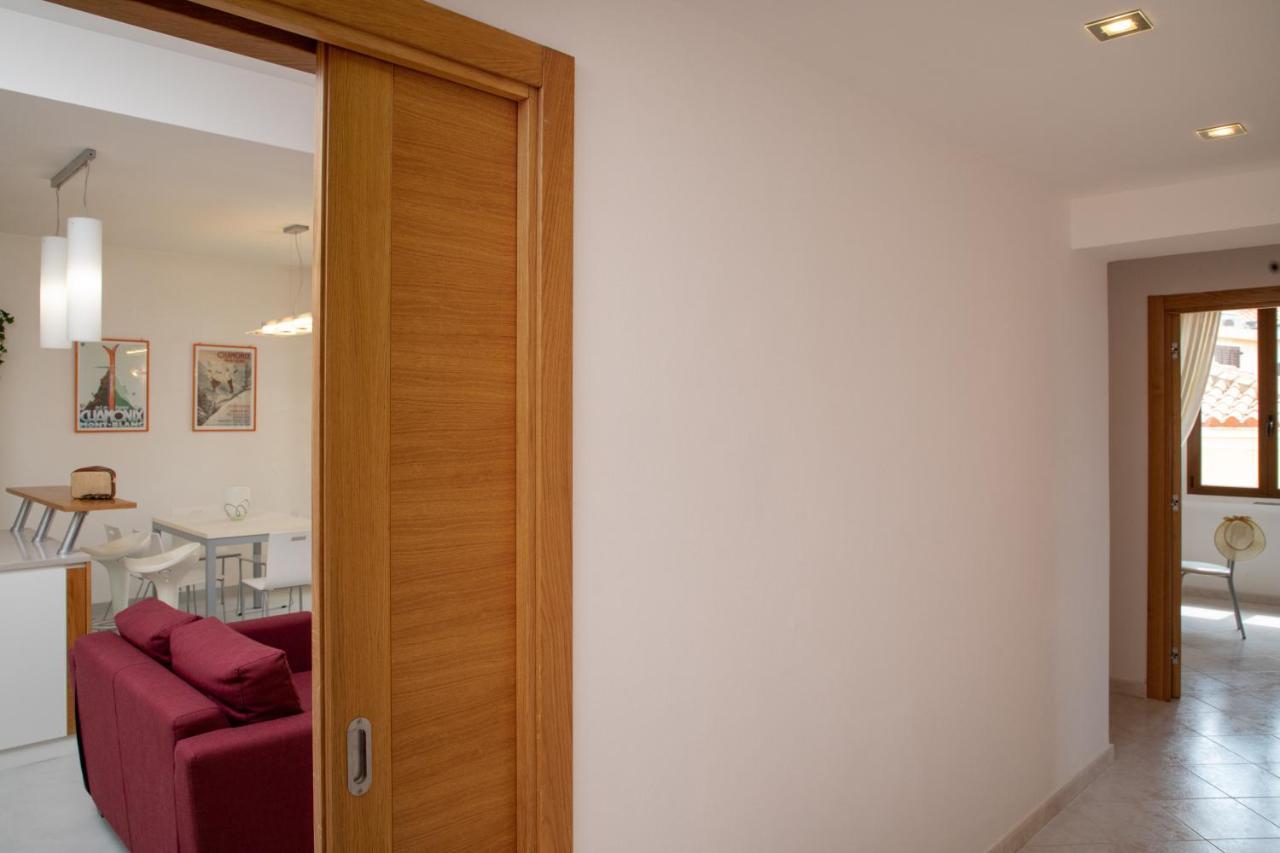 Old Charm - Seaview Apartment La Maddalena  Buitenkant foto